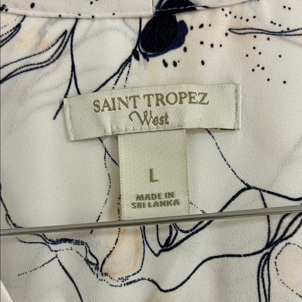 St. Tropez West Cream and Black Graphic 3/4 Sleeve Blouse - Picture 4 of 6